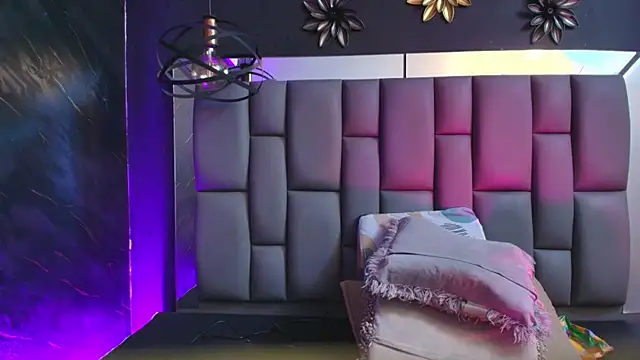  MiaBrown  online show from November 2025 12:05:02 PM