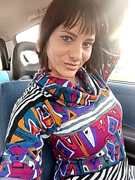 Emyly83 online show from October 2025 07:05:02 AM