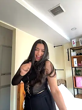 Snapshot of Nicollemays chatting on September 2025 02:30:02 PM Nicollemays online show from September 2025 02:30:02 PM