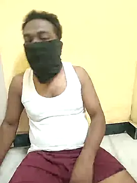 Snapshot of Tamil_paiyan012 chatting on February 2025 03:26:01 AM Tamil paiyan012 online show from February 2025 03:26:01 AM