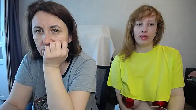Snapshot of DonnaMagdalena chatting on May 2026 08:20:02 AM DonnaMagdalena online show from May 2026 08:20:02 AM