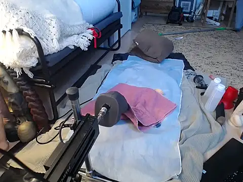 natjuk online show from December 2025 10:55:01 AM