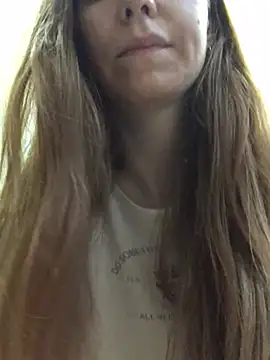 Snapshot of _Sweet_Love_ chatting on July 2026 10:43:01 AM Sweet Love online show from July 2026 10:43:01 AM