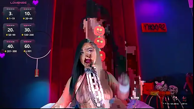 MadyLuxxx online show from October 2025 07:58:02 PM