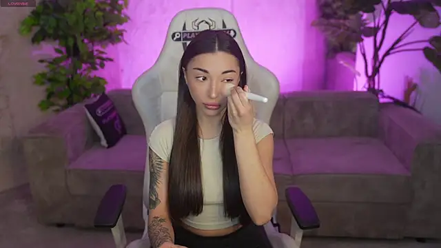 Jasmine Flow online show from April 2026 07:35:01 AM