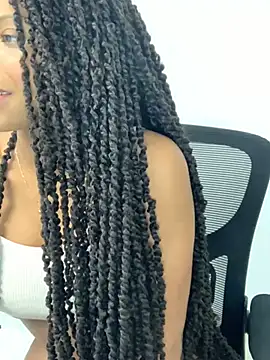 RENELL online show from January 2025 02:41:01 AM
