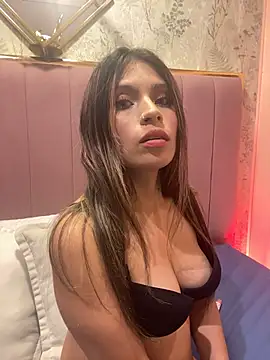 Snapshot of Tiffanysurez_ chatting on June 2026 08:00:01 PM Tiffanysurez online show from June 2026 08:00:01 PM