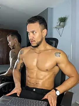 ARON TAYLER01 online show from January 2025 12:41:01 PM