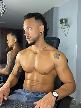 ARON TAYLER01 online show from March 2025 12:43:02 PM