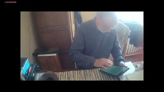 Snapshot of terrybare chatting on October 2025 02:34:01 PM terrybare online show from October 2025 02:34:01 PM