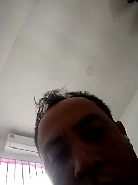 Snapshot of Vincenzo9604 chatting on October 2025 03:56:01 AM Vincenzo9604 online show from October 2025 03:56:01 AM