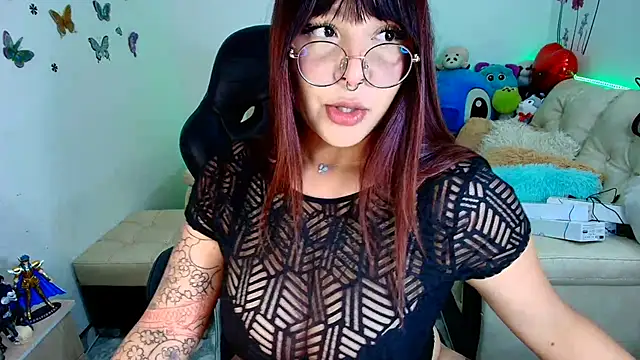 Snapshot of SweetIsabella_x chatting on March 2025 03:44:02 AM SweetIsabella x online show from March 2025 03:44:02 AM