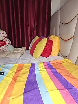 NicRaisaa online show from July 2026 04:36:01 AM