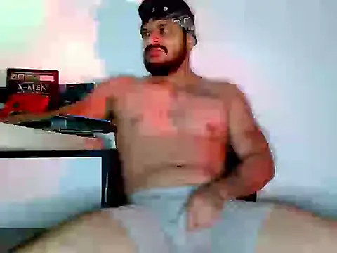 marcusphoenix666 online show from May 2026 02:23:01 PM