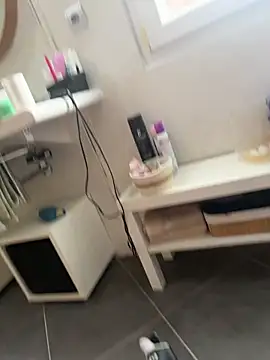 Cozqhh online show from February 2026 02:11:02 PM