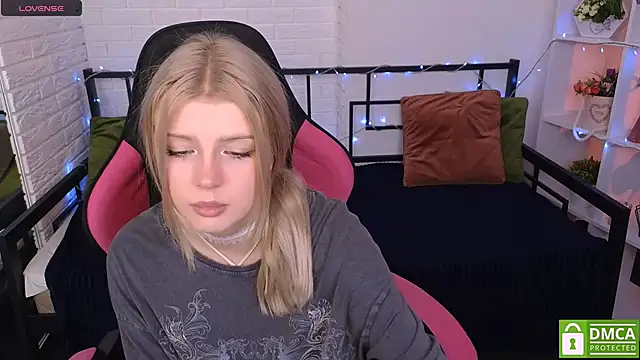 Grace and  Jacob online show from January 2025 11:17:02 AM