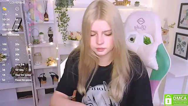 Grace and  Jacob online show from January 2025 01:56:02 PM