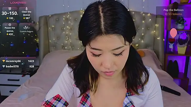 Wendy  Hills online show from December 2024 03:54:02 PM