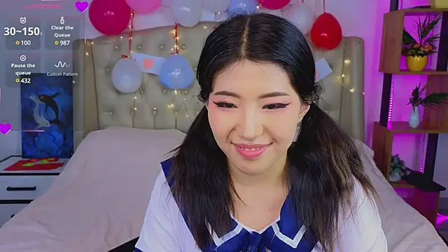 Wendy  Hills online show from February 2025 06:44:02 PM