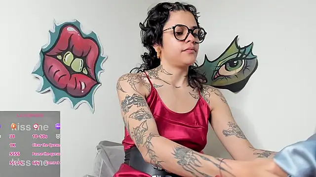 Snapshot of trinitty chatting on February 2026 12:01:02 PM trinitty online show from February 2026 12:01:02 PM