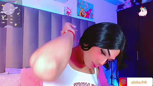 Snapshot of AiishaRose chatting on February 2025 01:00:02 PM AiishaRose online show from February 2025 01:00:02 PM