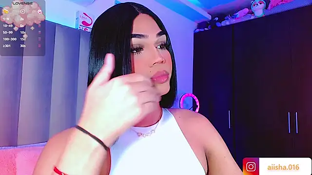 Snapshot of AiishaRose chatting on February 2025 01:08:02 PM AiishaRose online show from February 2025 01:08:02 PM