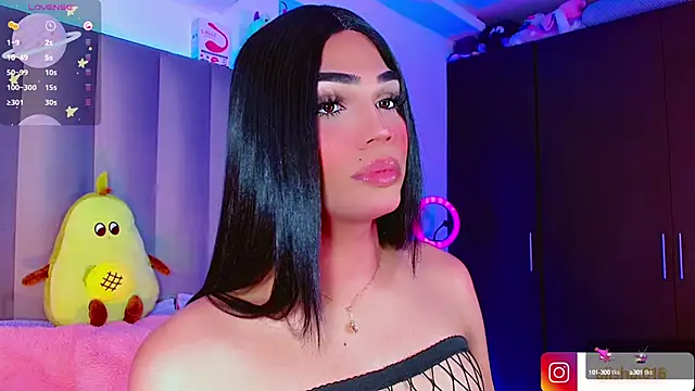 Snapshot of AiishaRose chatting on March 2025 01:09:02 PM AiishaRose online show from March 2025 01:09:02 PM