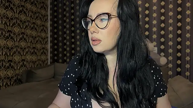 AnnaAnn online show from February 2026 02:27:01 AM