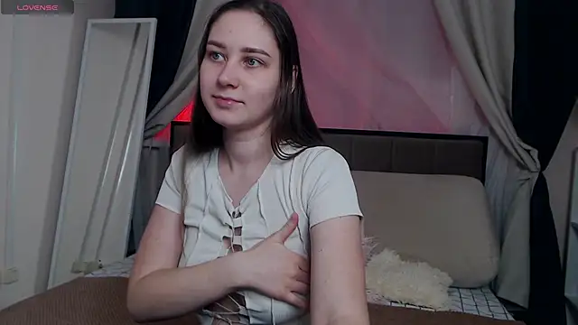 MollyBrams online show from January 2025 12:48:01 PM