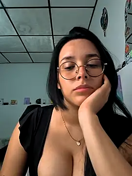 Annya-sweet online show from December 2025 07:53:02 PM