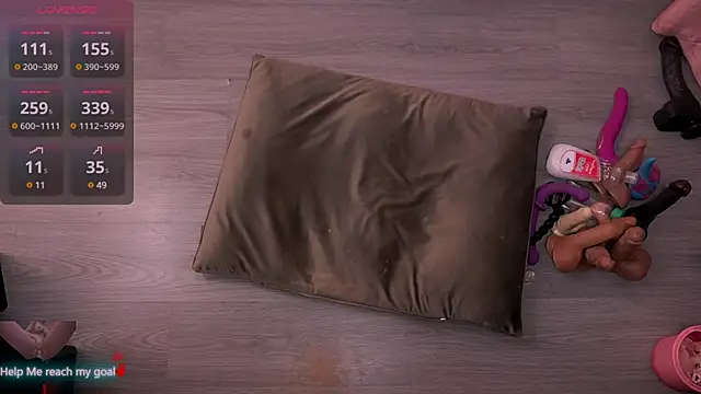 Redhead Shark new online show from March 2025 10:18:02 PM