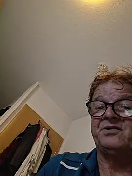 Seltsamoder online show from November 2025 05:54:01 AM