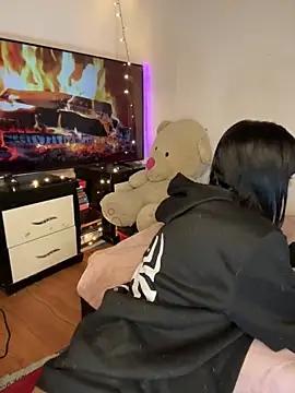 Snapshot of salome_polaniiee chatting on March 2025 06:13:02 AM salome polaniiee online show from March 2025 06:13:02 AM