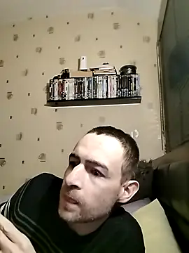 Erimyka online show from May 2026 10:04:02 PM