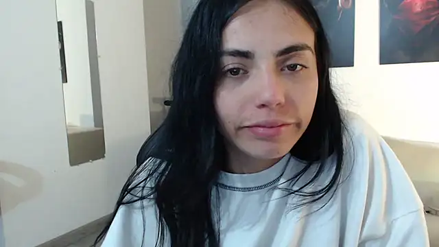 i am nina  online show from January 2025 04:47:01 AM