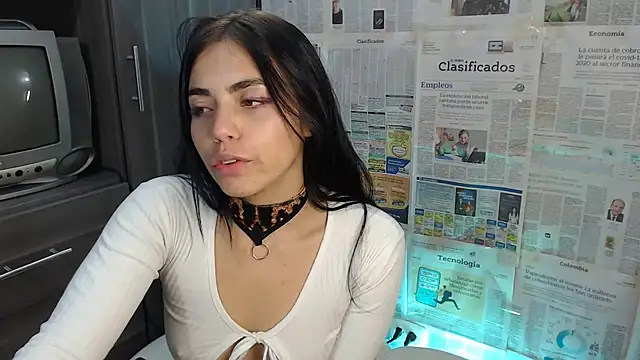 i am nina  online show from February 2025 05:01:01 AM