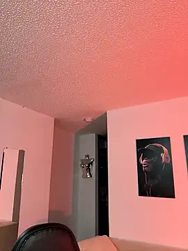 i am nina  online show from March 2025 12:48:01 AM