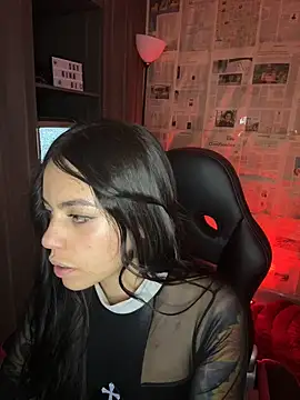 i am nina  online show from April 2026 03:15:01 AM