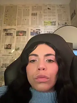 Snapshot of i_am_nina_ chatting on April 2026 09:13:01 PM i am nina online show from April 2026 09:13:01 PM
