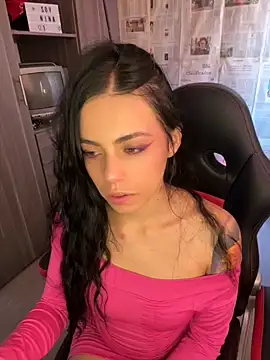 Snapshot of i_am_nina_ chatting on May 2026 08:04:02 PM i am nina online show from May 2026 08:04:02 PM