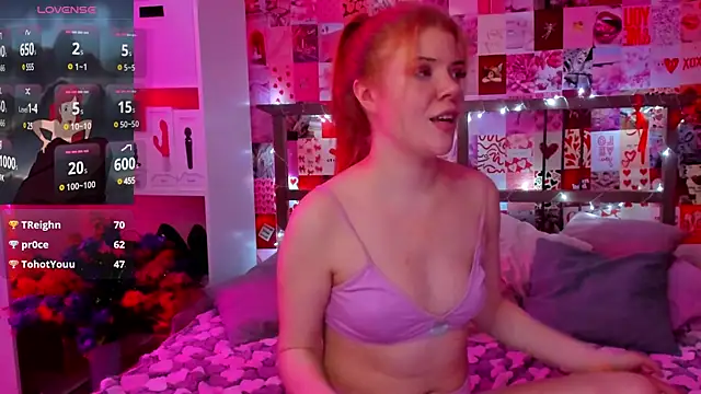 Snapshot of DiWalton chatting on February 2025 07:38:02 AM DiWalton online show from February 2025 07:38:02 AM