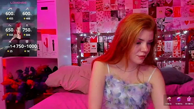 Snapshot of DiWalton chatting on March 2025 08:41:02 AM DiWalton online show from March 2025 08:41:02 AM