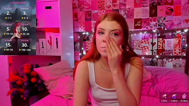 Snapshot of DiWalton chatting on March 2025 07:37:01 AM DiWalton online show from March 2025 07:37:01 AM