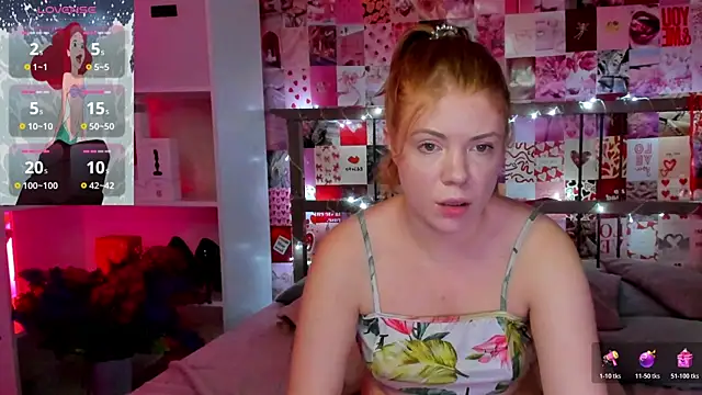 Snapshot of DiWalton chatting on November 2025 03:34:01 AM DiWalton online show from November 2025 03:34:01 AM