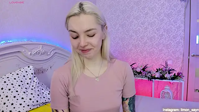 LillyMoure  online show from March 2025 11:56:02 PM