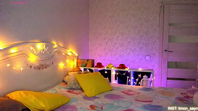 LillyMoure  online show from March 2026 11:10:02 PM