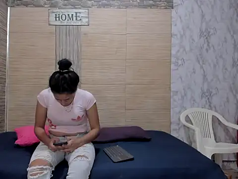 GIRLORI22 online show from October 2025 07:57:02 PM
