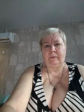 EffectFiona online show from December 2025 04:32:01 AM