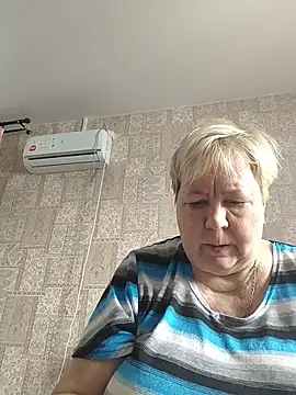 EffectFiona online show from March 2026 10:33:01 AM