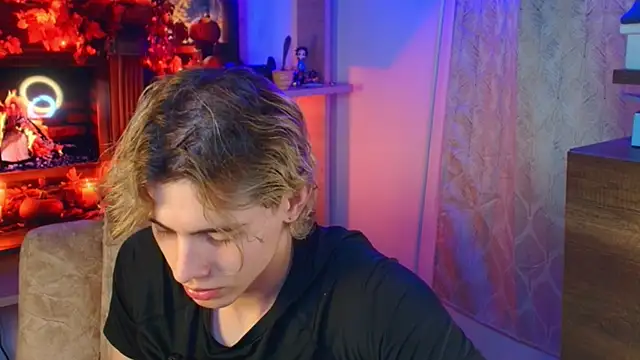 Snapshot of dimitri_tv chatting on October 2025 04:33:01 AM dimitri tv online show from October 2025 04:33:01 AM